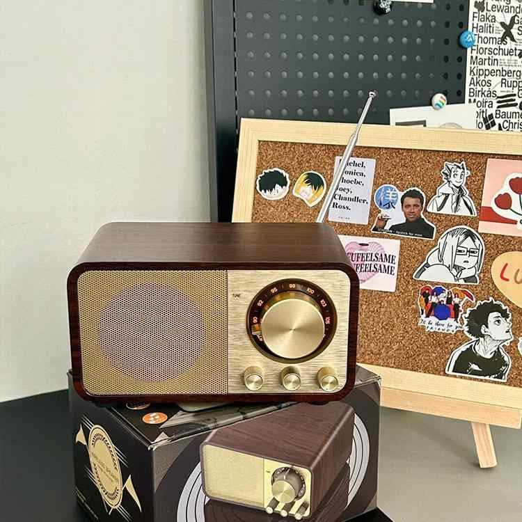 Retro Wooden Wireless Bluetooth Speaker