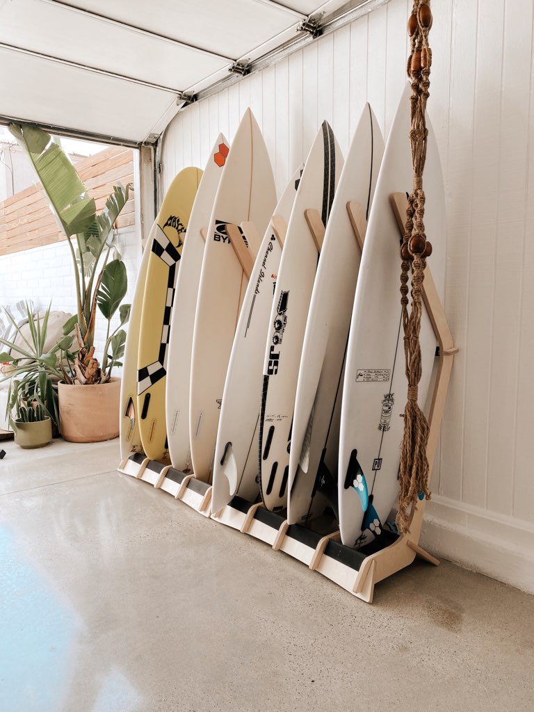 THE LINEUP Freestanding Surfboard Rack